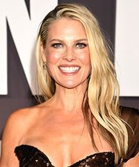 Ali Larter Two-Tone Hairstyle With Natural Waves- Visual Story