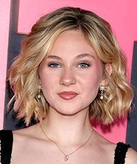 Lily Brooks O'Briant Choppy Layered Bob Haircut- Visual Story