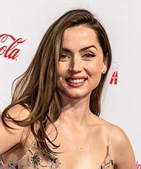 Ana De Armas Side-Parted Hairstyle With Subtle Highlights- Visual Story