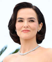 Zoey Deutch Retro Bob Haircut- Visual Story