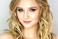 10 latest medium hairstyles - Visual Hairstyle Story