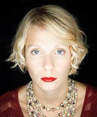 Short Jawline Bob Haircut With Curls