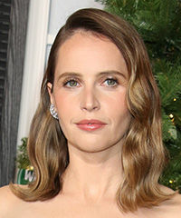 Felicity Jones Medium-Length Hairstyle With Mid-End Waves- Visual Story