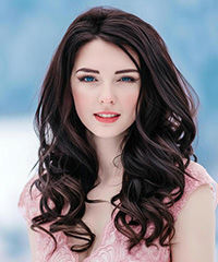Long Wavy Blowout With Face-Framing Curls- Visual Story