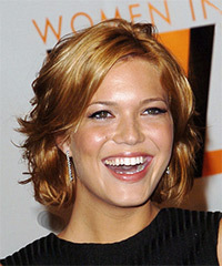 Mandy Moore Medium Wavy Red Hairstyle with Side Swept Bangs and Light ...